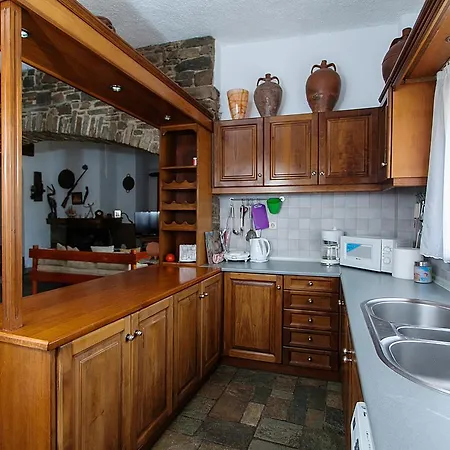 Traditional Country House In Paros *