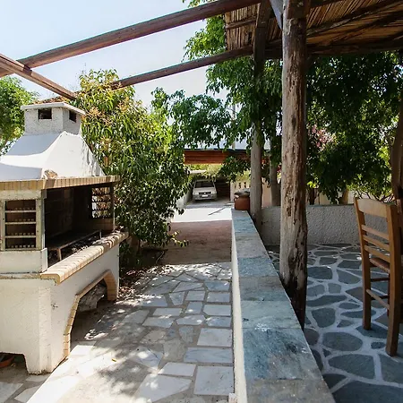 Traditional Country House In Paros